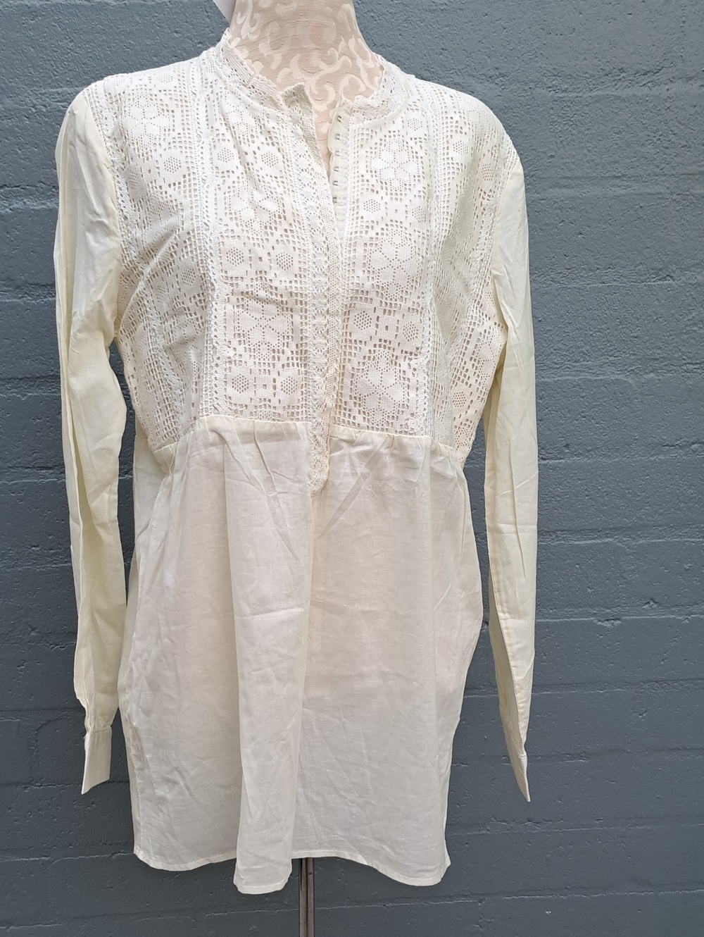Caribbean Joe Cream Crochet Yoke Tunic Top
